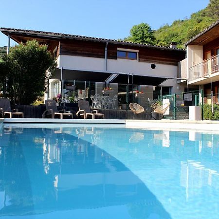 Hotel Le Vanseen Les Vans Exteriör bild