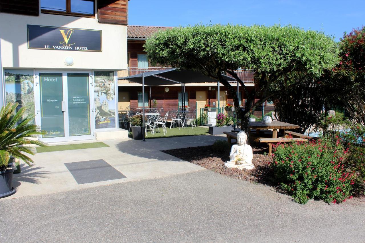 Hotel Le Vanseen Les Vans Exteriör bild